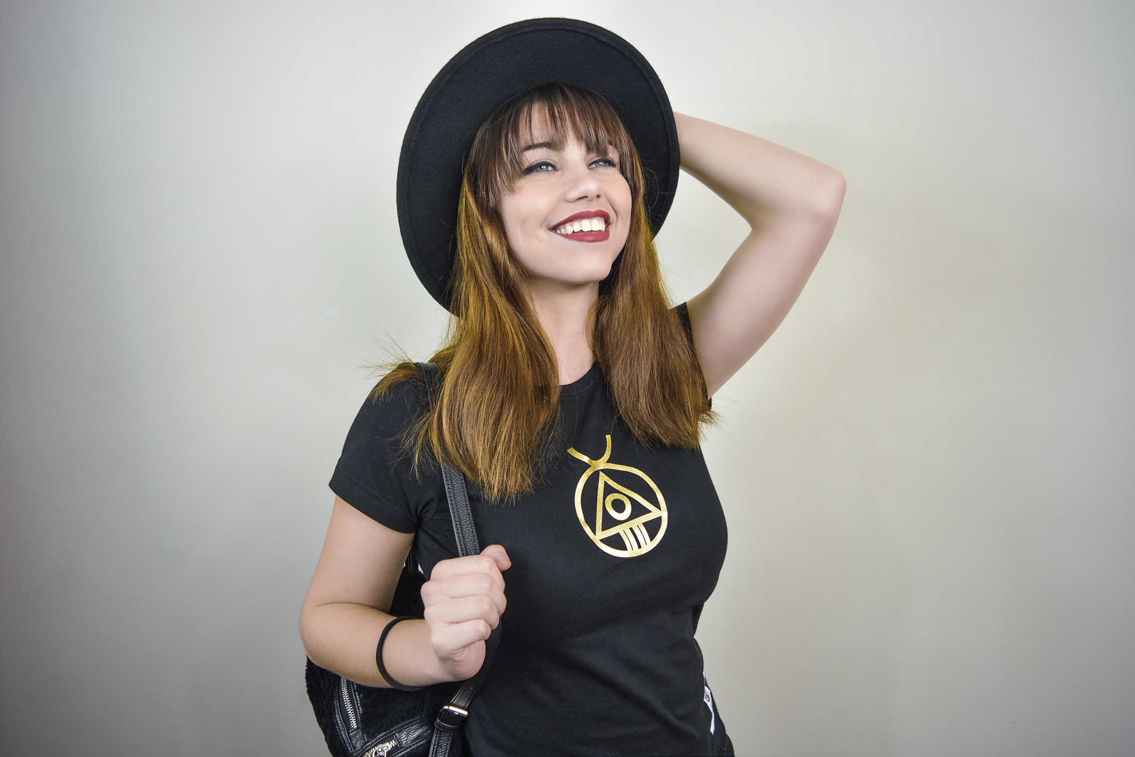 ANA GOLD 150 LGP Lemingate Agencia de Publicidad AKUR GOLD